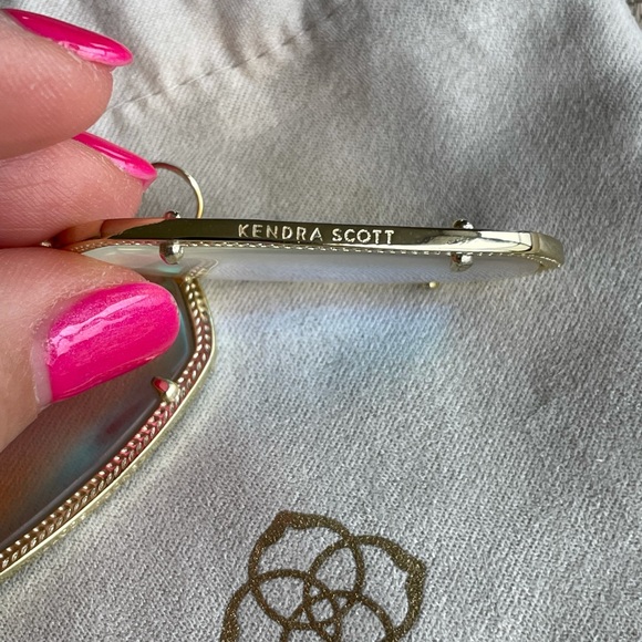 Kendra Scott Iridescent/dichroic Danielle earrings - Picture 3 of 3
